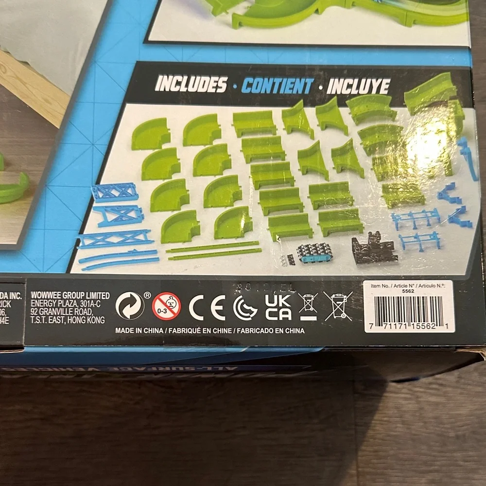 WowWee Power Treads All-Surface Vehicles Hyperdrive Zipline Race‎ Track Playset